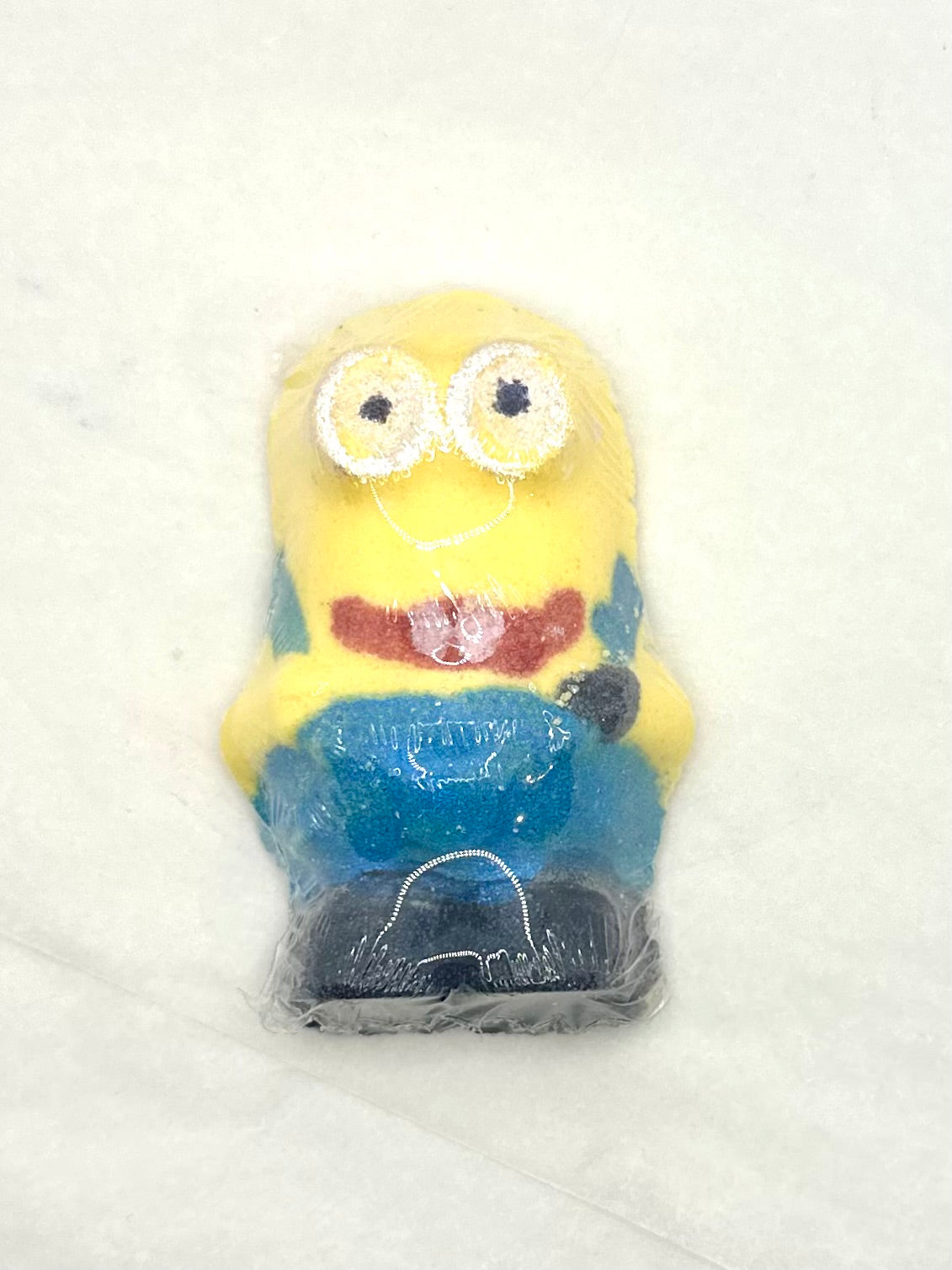 Minion bath bomb